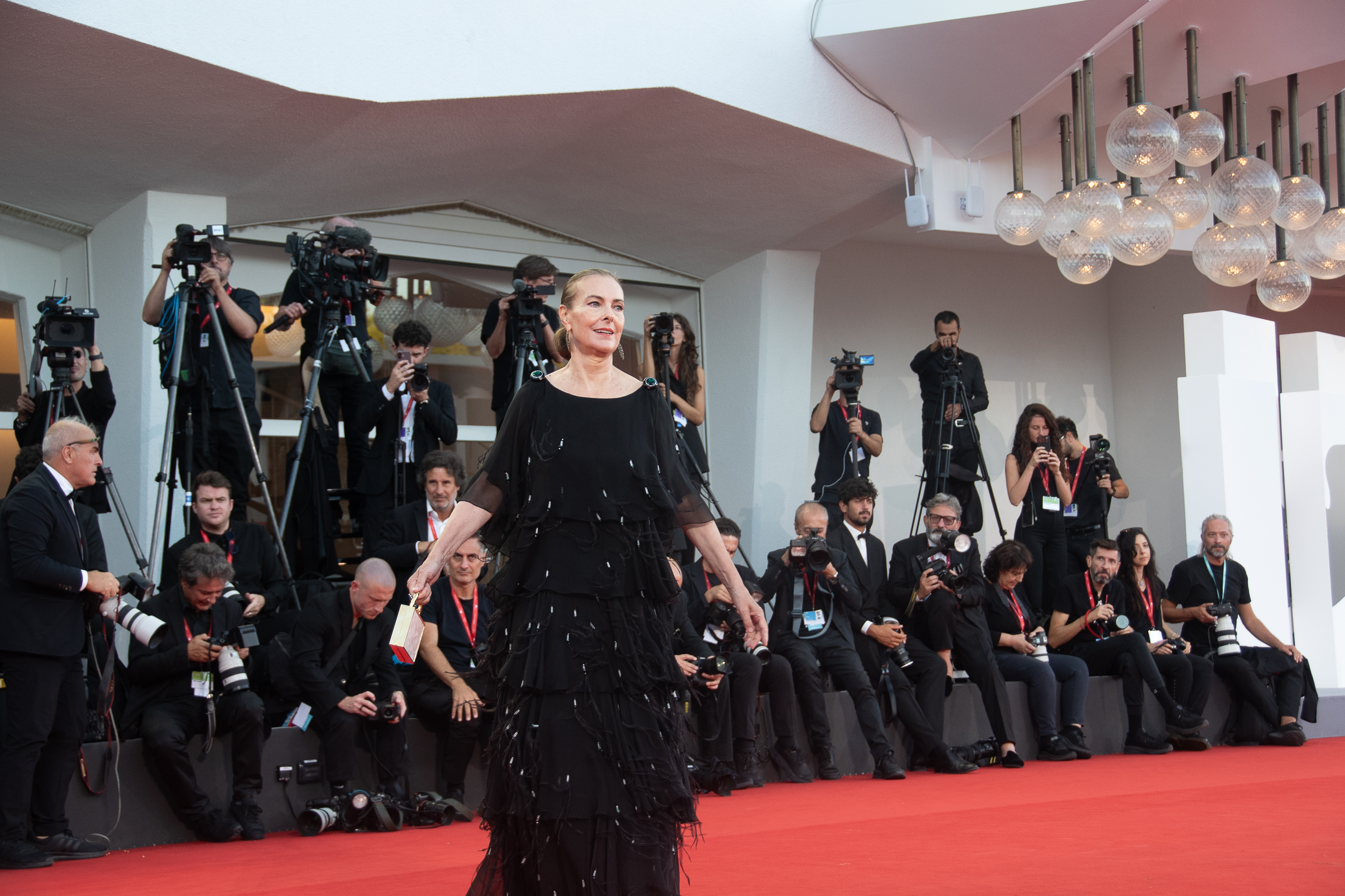 — italie venise cinema 83rd mostra del cinema 12 09 2026 83rd mostra del cinema closing ceremony red carpet carole bouquet